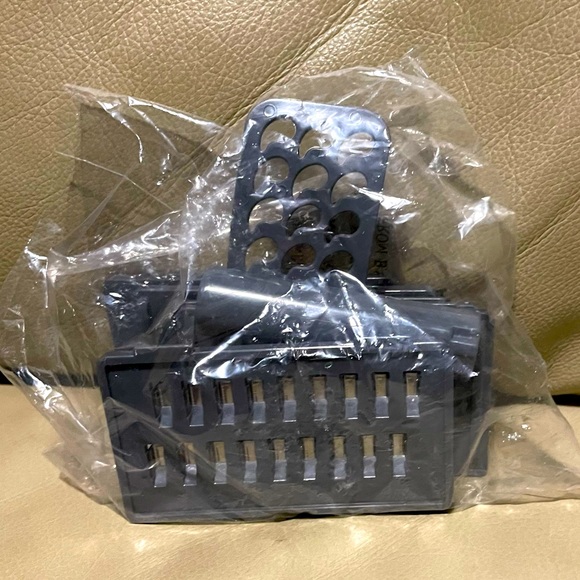 BRAND NEW Manual Multi food processor - Picture 2 of 7